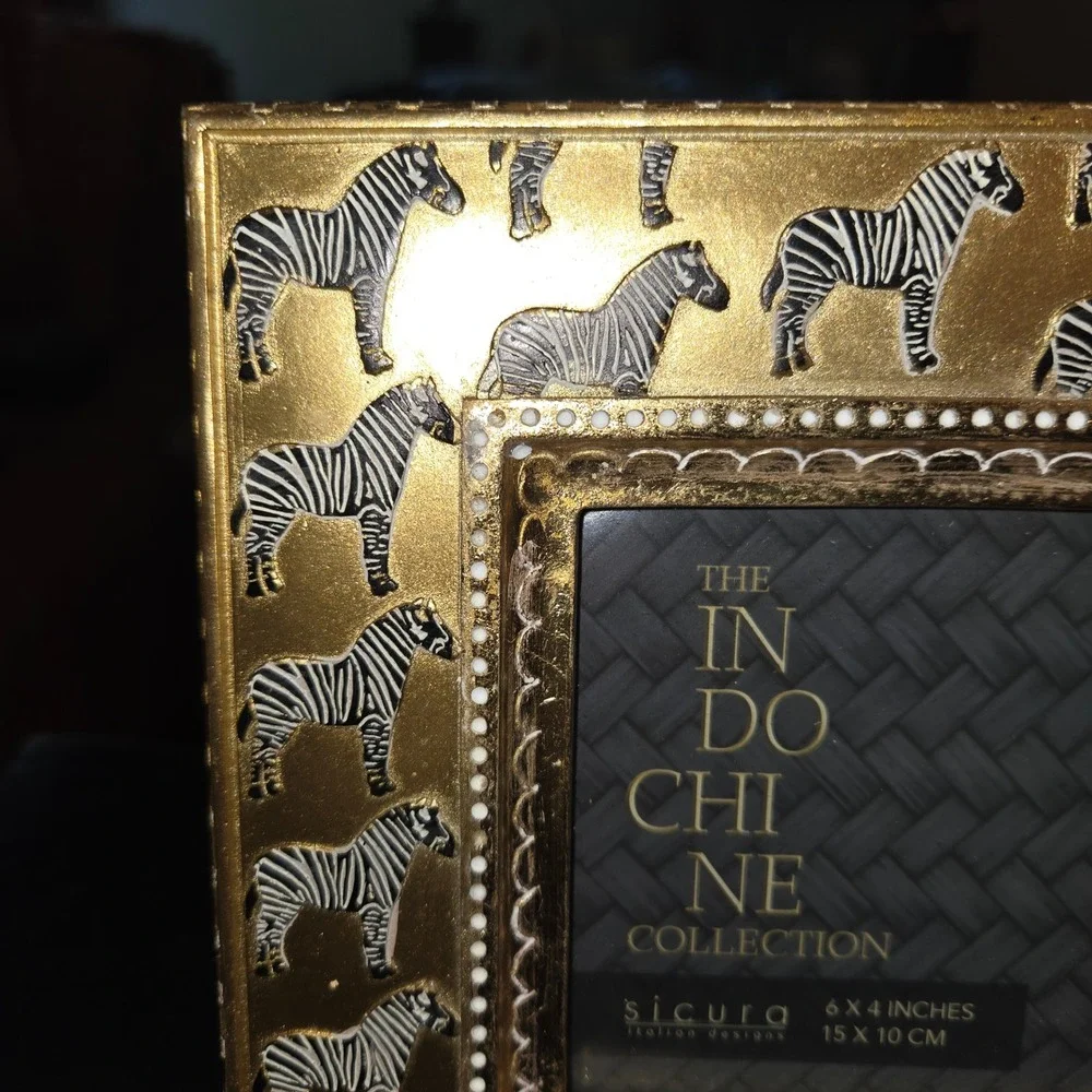 Sicura Photo Frame 4x6 Gold Zebra Indochine Collection Italian Design